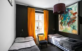 Eight Rooms